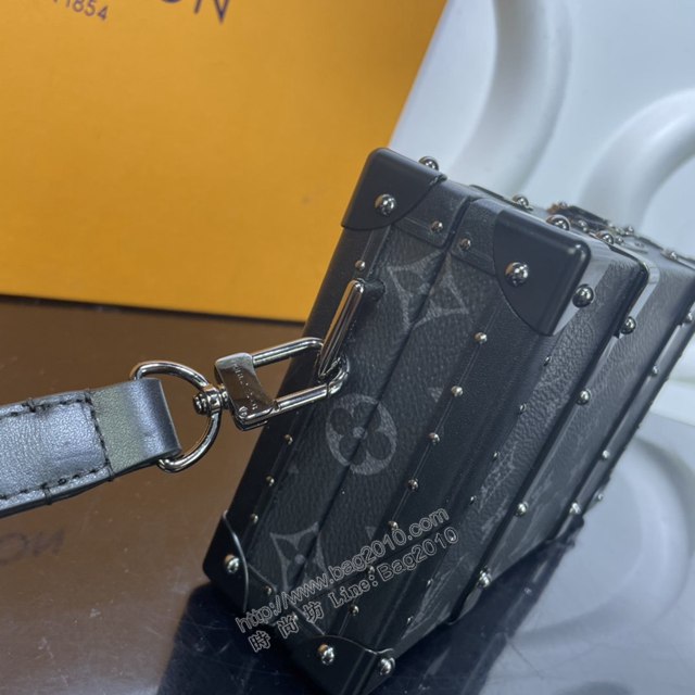 LV專櫃新款包包 路易威登Wallet Trunk小硬箱 M20249 LV黑花方形手拿包  ydh4240